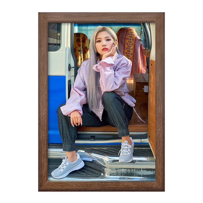 تابلو خندالو طرح سویون گروه جی آیدل GIdle  کد 19571