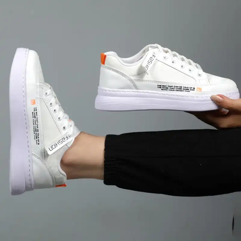 کفش روزمره زنانه مدل 359001901 اسپرت طرح ویدو رنگ سفید