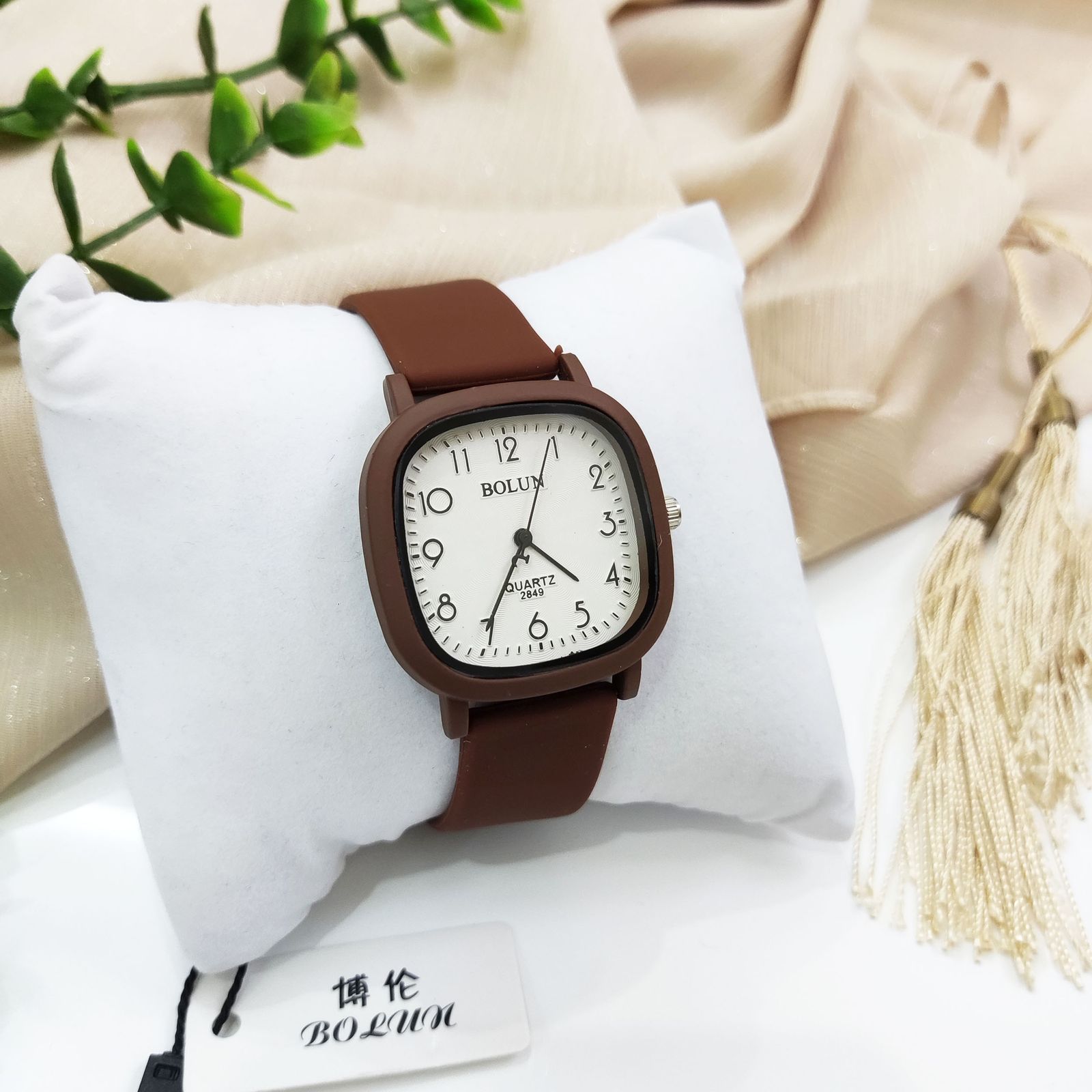 ساعت مچی عقربه ای زنانه و مردانه بولون مدل 2849  کد DB25 -  - 3