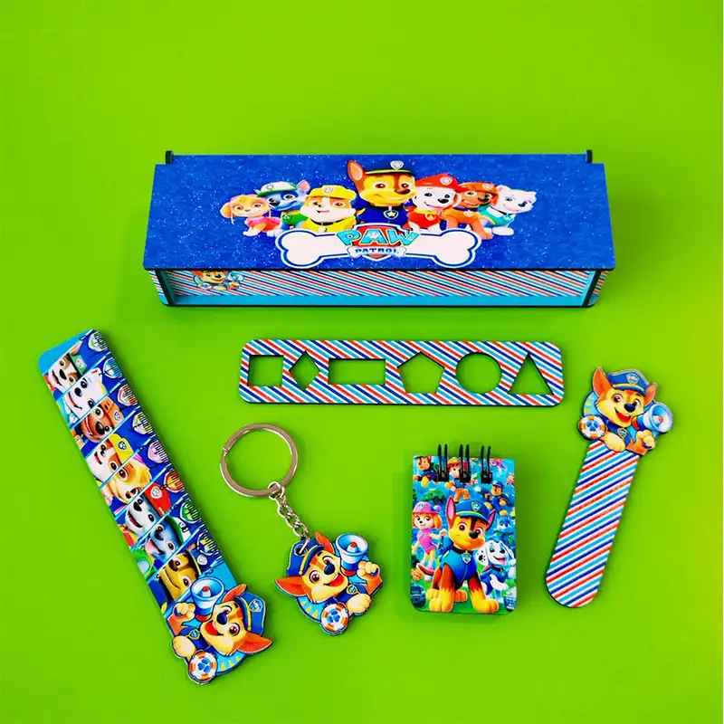 ست لوازم التحریر مدل چوبی طرح سگهای نگهبان فانتزی کد 09 مجموعه 6 عددی