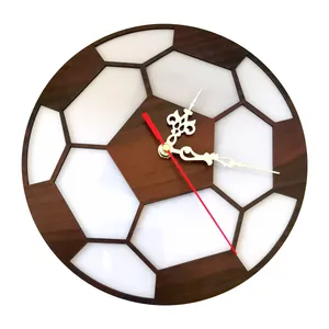 ساعت دیواری مدل توپ فوتبال