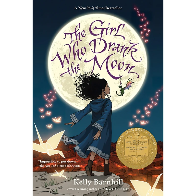 کتاب The Girl Who Drank the Moon اثر Kelly Barnhill انتشارات Algonquin Young Readers