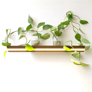چراغ دیواری الکتروتک آرانا مدل WL106BL