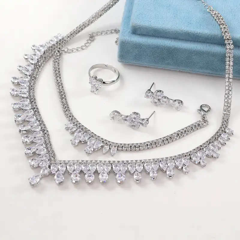 ست زنانه مدل عروس کد AA227