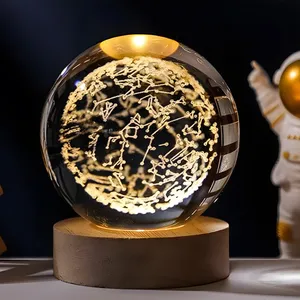 چراغ رومیزی مدل گوی کریستالی طرح فضایی کد 90784-16