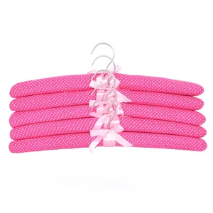 چوب لباسی دیارا مدل Polka dots بسته 5 تایی