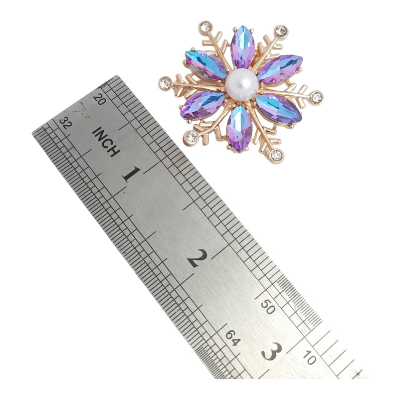 گل سینه زنانه مدل دانه برف گل سینه زنانه مدل دانه برف