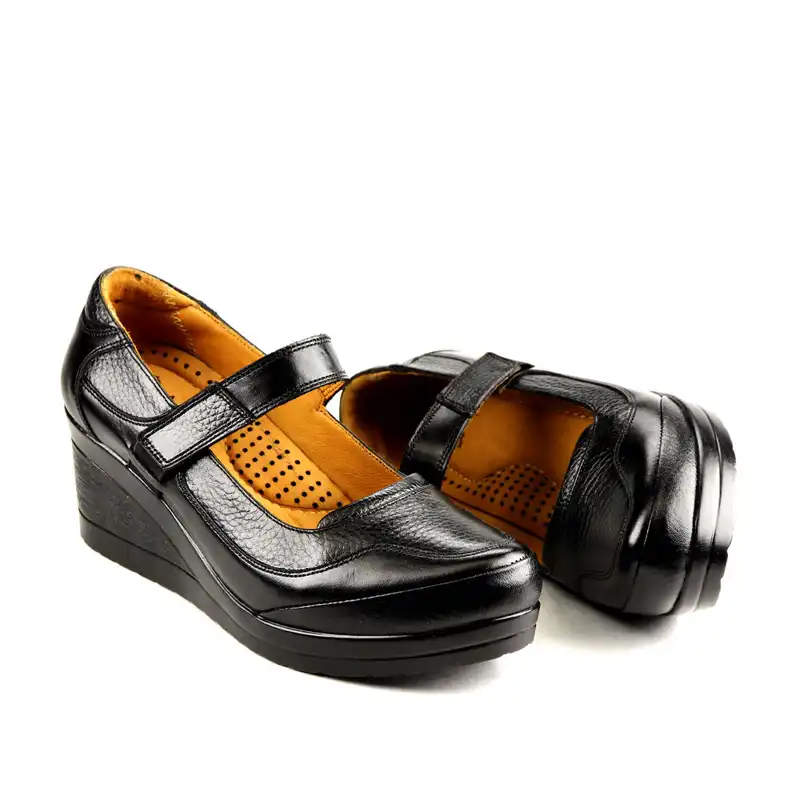 کفش طبی زنانه روشن مدل effrot کد 01