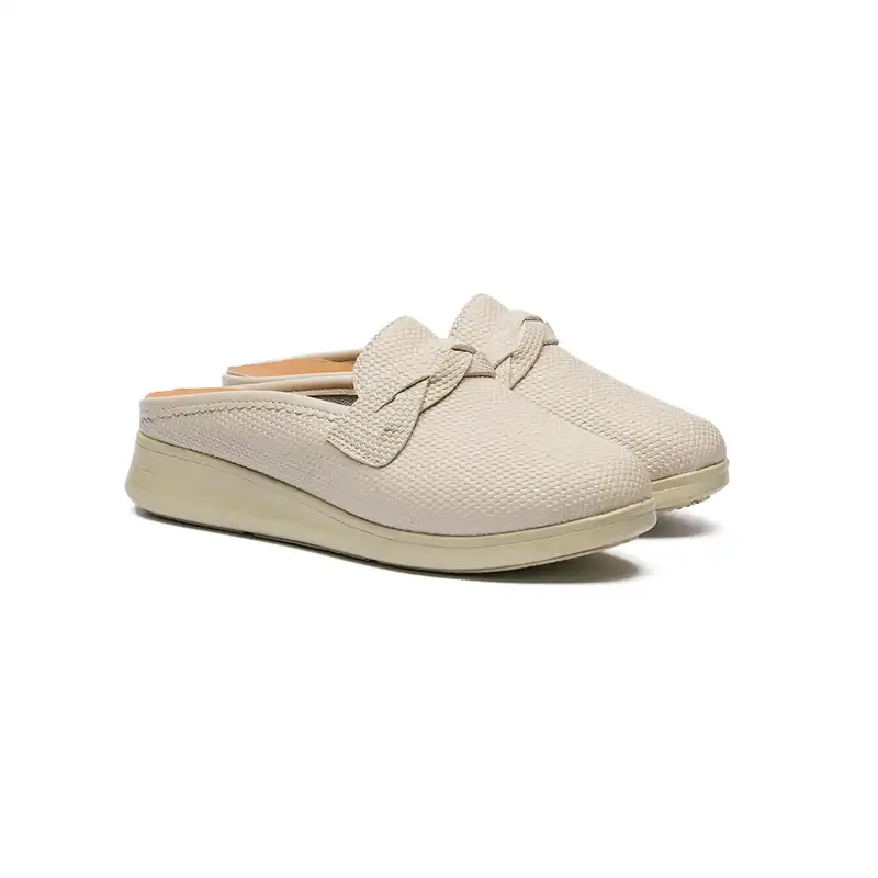 صندل زنانه مدل نگین رنگ کرم