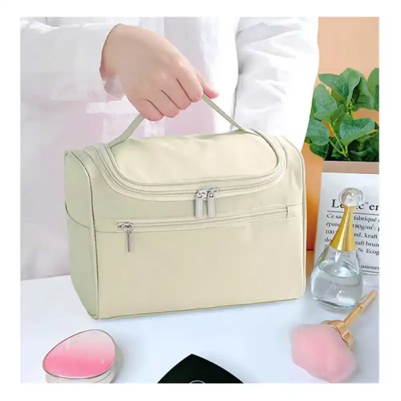 کیف لوازم آرایش زنانه مدل SH-J40