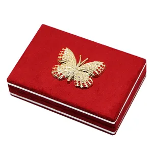جعبه جواهرات مدل سکه و کارت هدیه مخملی پروانه کد BCR002