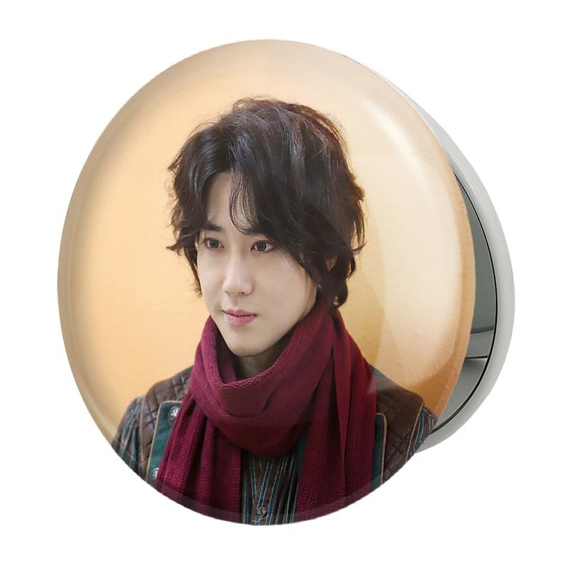 آینه جیبی خندالو طرح سوهو گروه اکسو EXO مدل تاشو کد 13486 