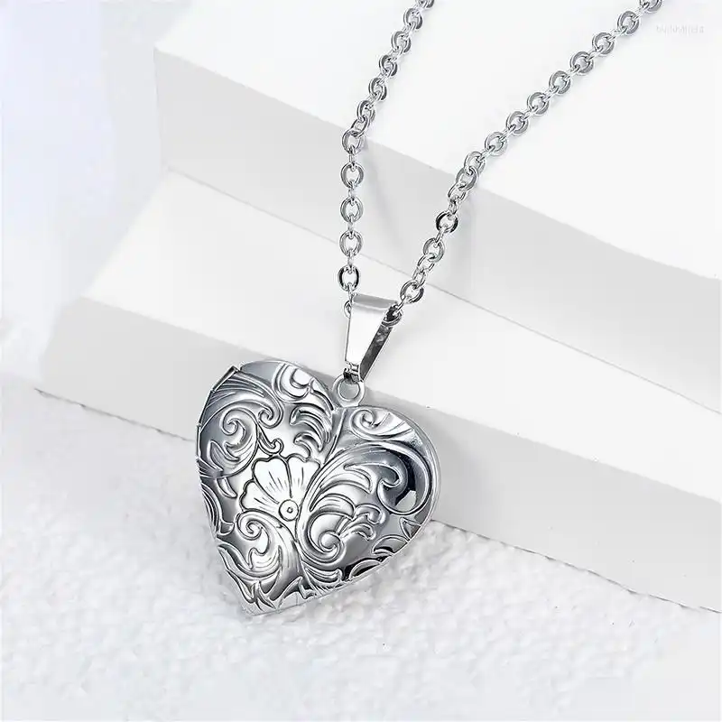 گردنبند زنانه مدل لاکت قلب 491