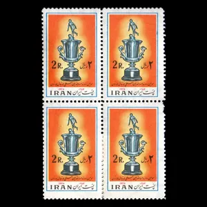 تمبر یادگاری مدل فوتبال جوانان 1354 مجموعه 4 عددی 