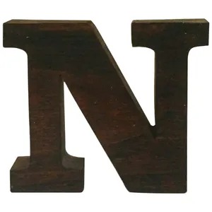 دکوری مدل حرف N چوبی