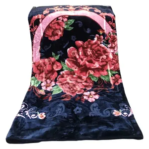پتو نرمینه مدل نگین NN8025 سایز 215x235 سانتی متر