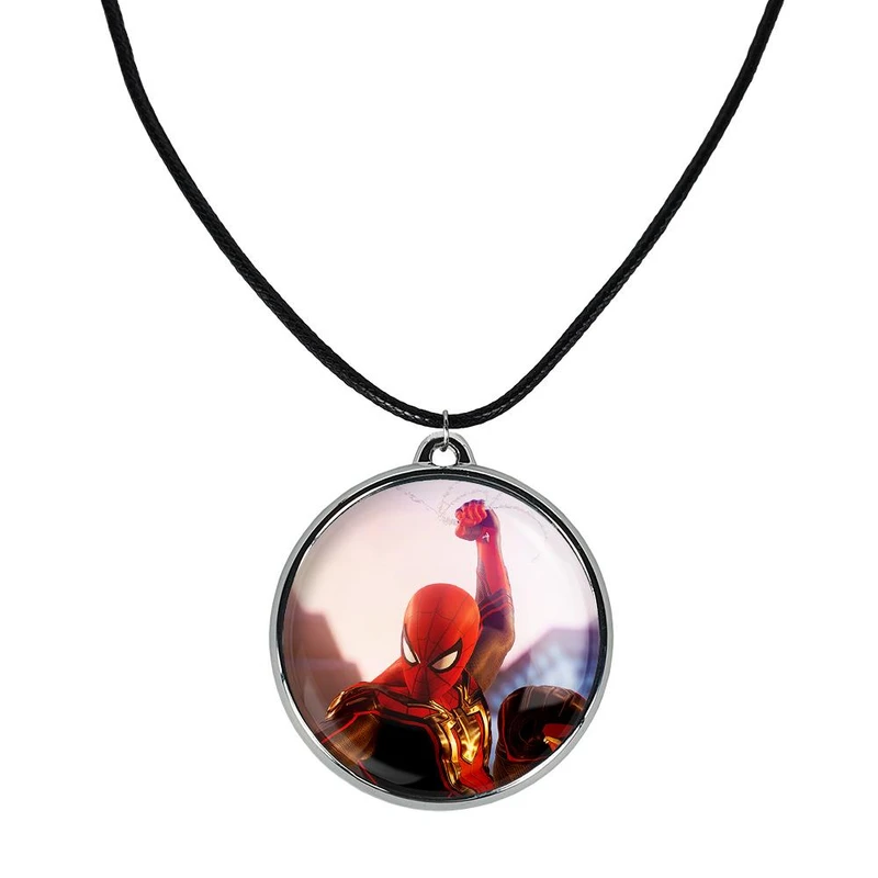 گردنبند خندالو مدل پیتر پارکر مردعنکبوتی کد 3084130842