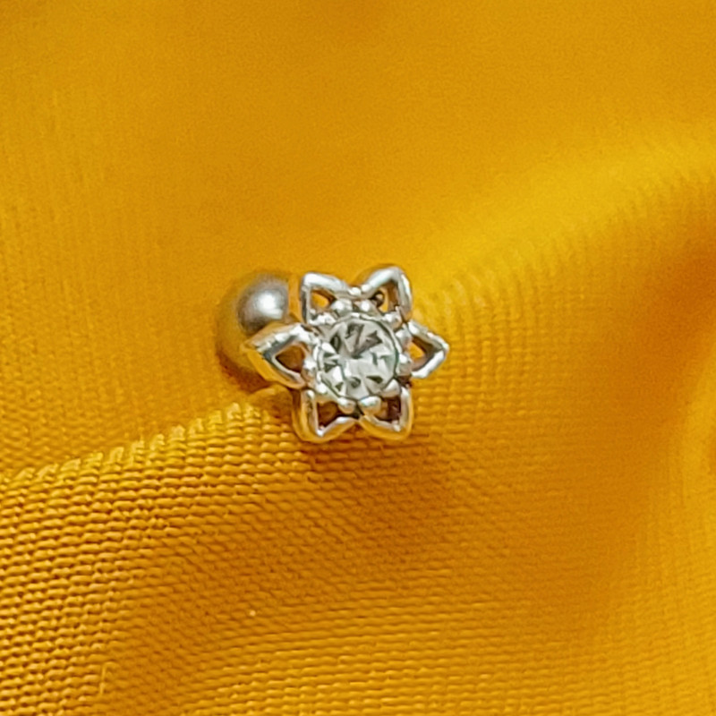 پیرسینگ نقره زنانه مدل خورشید