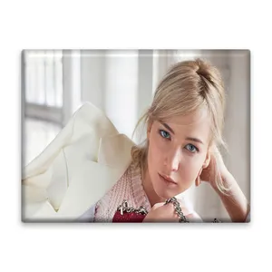 کاشی اطلس آبی طرح بازیگر جنیفر لارنس مدل L6443
