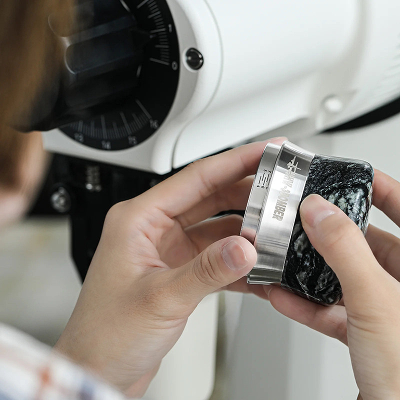 لولر قهوه ام اچ دبلیو تری بمبر مدل دیستریبیوتر Sokudo Series لولر قهوه ام اچ دبلیو تری بمبر مدل دیستریبیوتر Sokudo Series