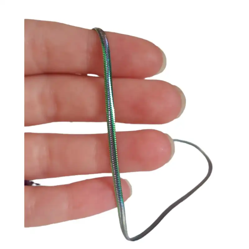 زنجیر زنانه مدل هولوگرامی پوست ماری