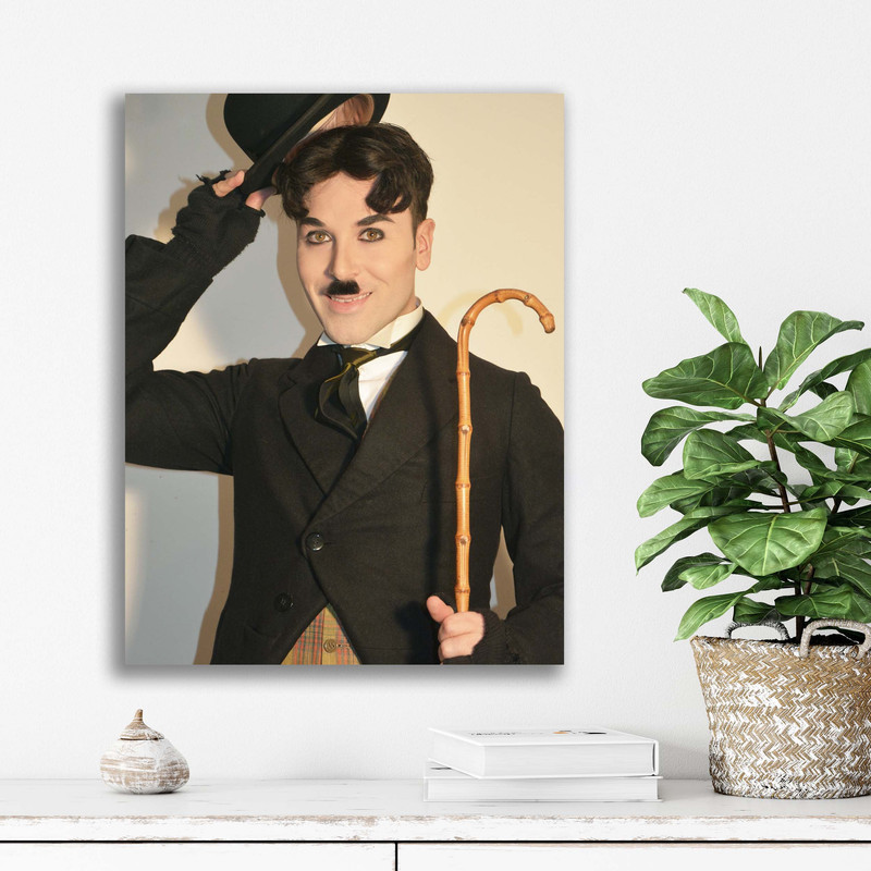 تابلو شاسی آتریسا مدل چارلی چاپلینCharles Chaplin