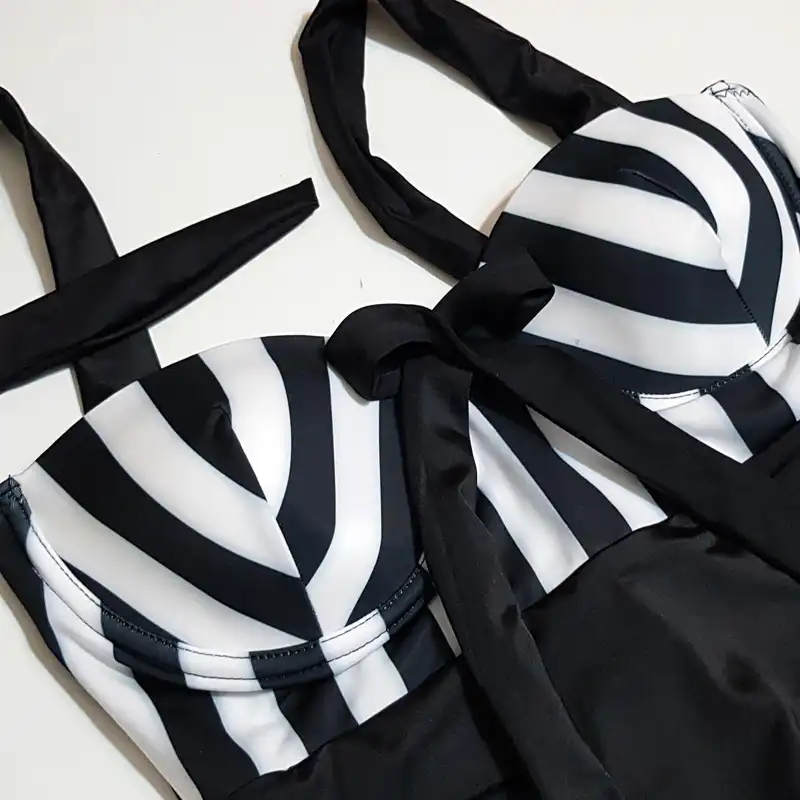 مایو زنانه فیتن مدل راه‌راه فنردار کد 4681-288 رنگ مشکی