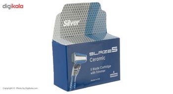 نمای نزدیک کارتریج تیغ یدک سیلور Blaze 5 با پنج لبه سرامیکی و نوار صابونی، مناسب راهنمای خرید تیغ و یدک اصلاح