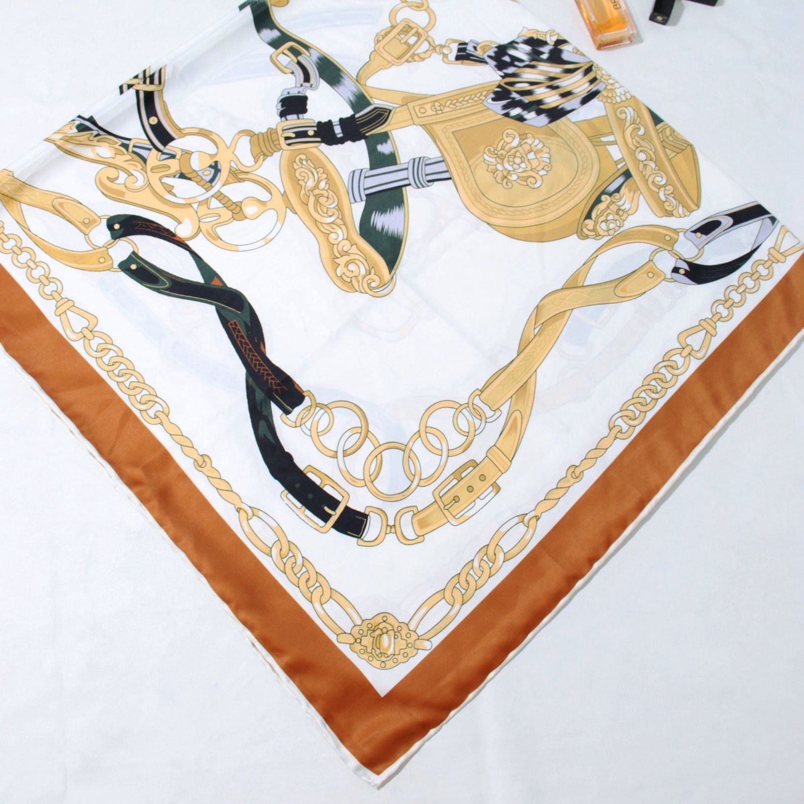 روسری زنانه آنالیا مدل ابریشم مزونی کاترینا کد a-5052 -  - 7