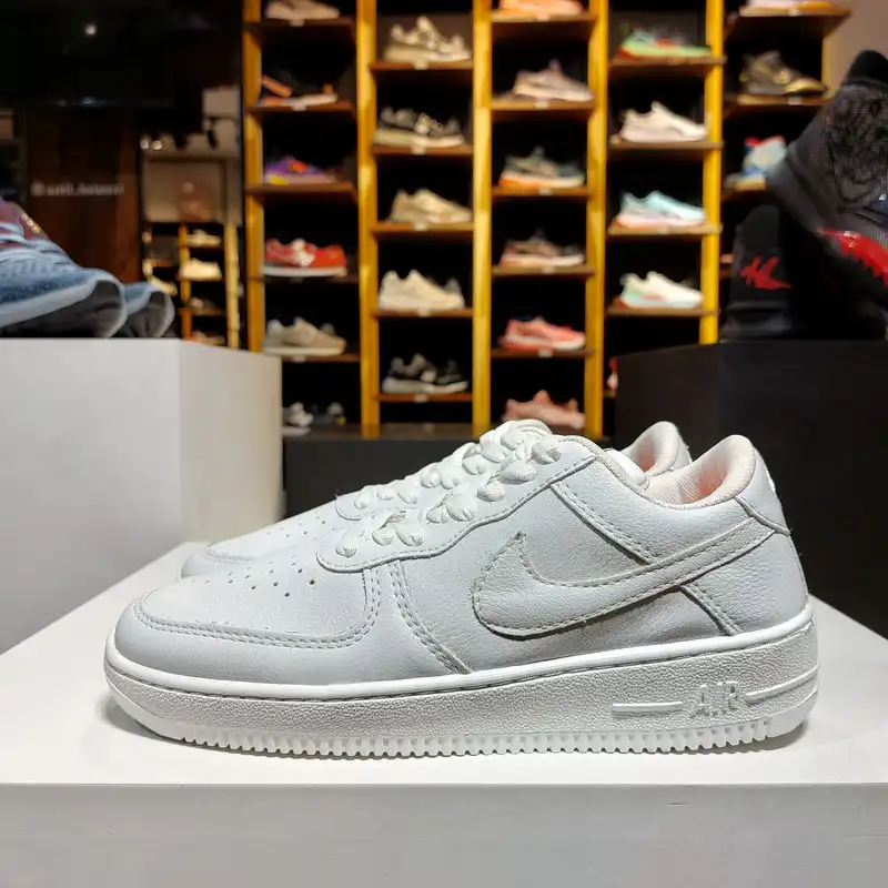 کفش پیاده روی مدل air force 1 whall-121003025