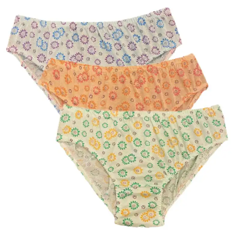 شورت زنانه مدل نخی گلدار کد 2000 بسته 3 عددی