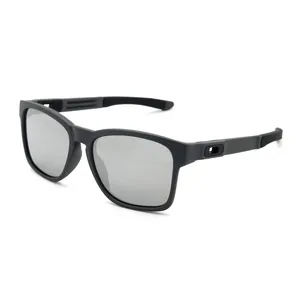 عینک آفتابی مردانه اوکلی مدل 009272-03