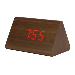 ساعت رومیزی کیمیت مدل Woody B1368Red