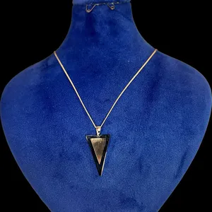 گردنبند زنانه مدل مثلث