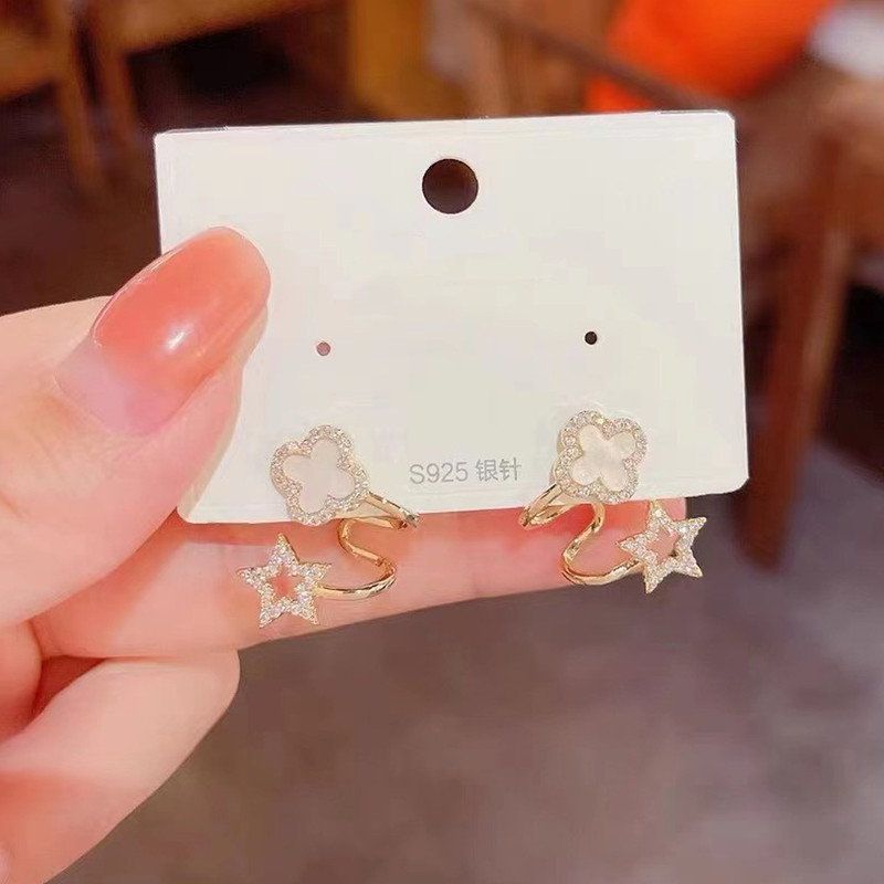 گوشواره زنانه مدل Van Cleef کد 00700