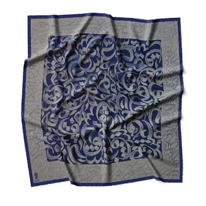 روسری زنانه مدل ابریشم عشق