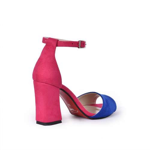 صندل زنانه دنیای مارک مدل آماندا صندل زنانه دنیای مارک مدل آماندا