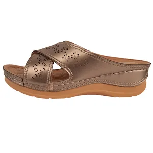 دمپایی زنانه رایکا طب مدل 70212