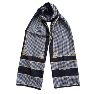 شال زنانه مدل نخی مجلسی پیچازی حاشیه گلدار 