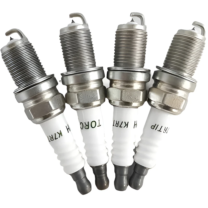 شمع خودرو ایساکو مدل 1040302699 پایه کوتاه مناسب برای دنا پلاس توربو بسته 4 عددی