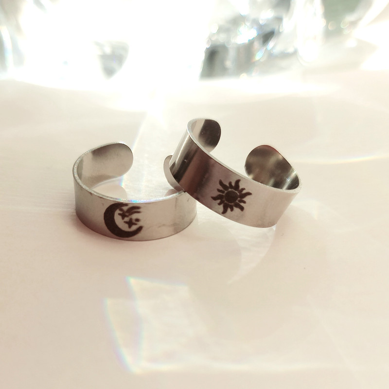 انگشتر مدل مینیمال طرح ماه و خورشید بسته 2 عددی