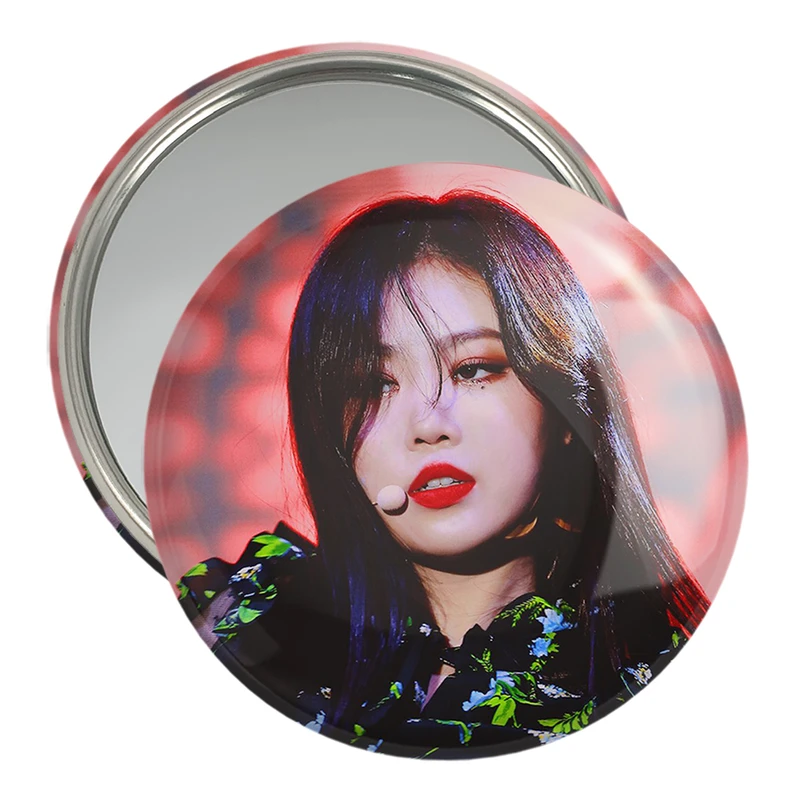 آینه جیبی خندالو مدل سوجین گروه جی آیدل GIdle  کد 19561