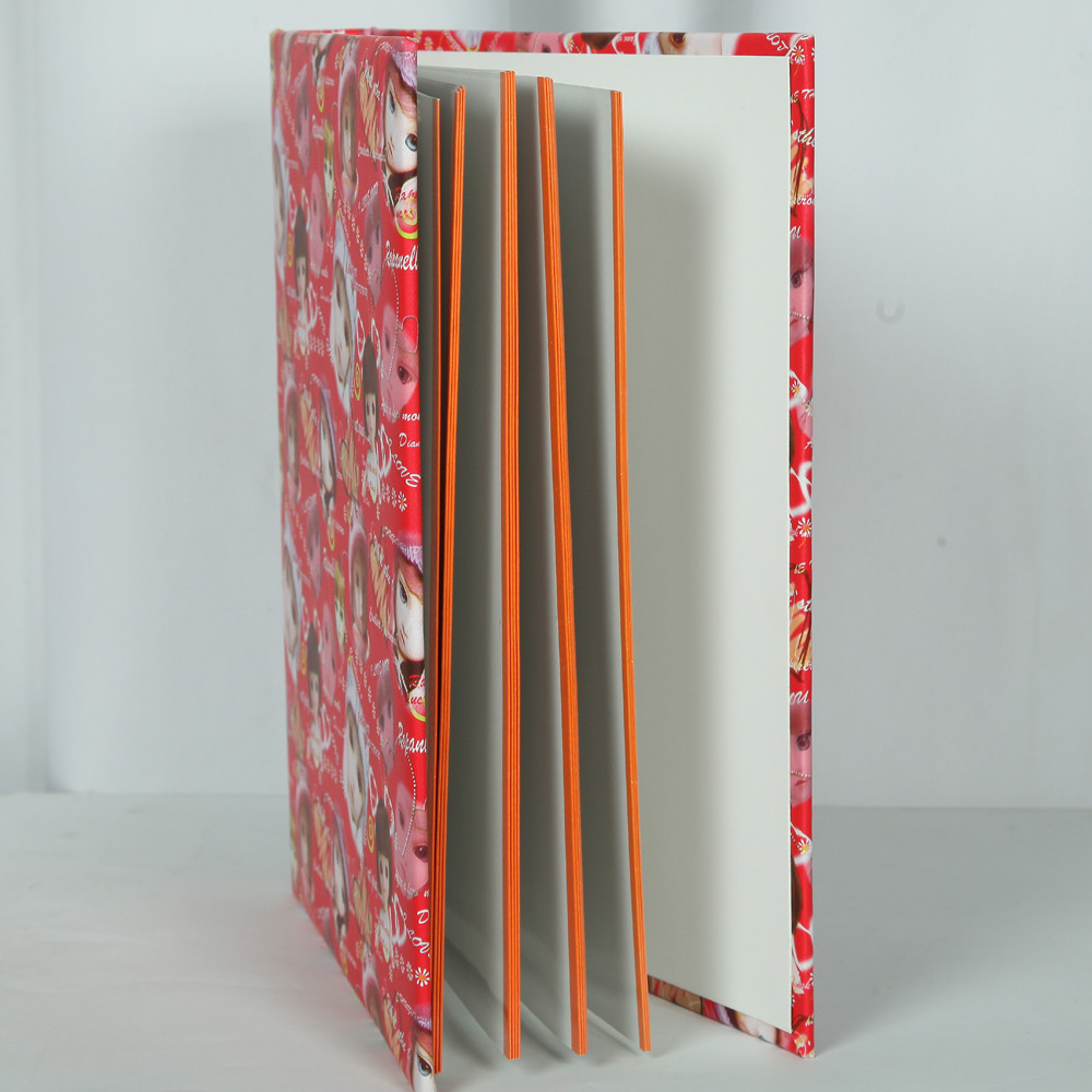 آلبوم عکس کودک مدل کلاسوری طرح عروسکی