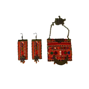 ست گردنبند و گوشواره سوزن دوزی مدل بلوچ  کد E55