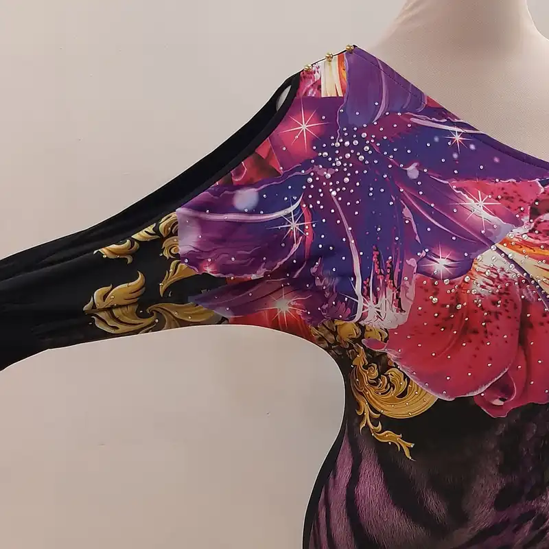 پیراهن زنانه مدل Sisi تک آستین فانتزی