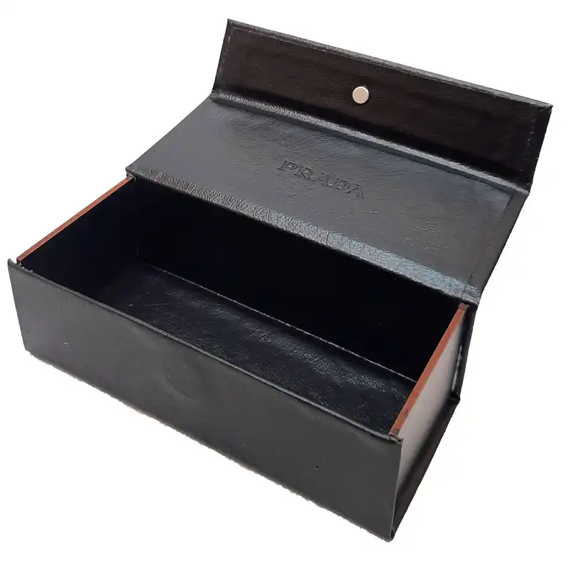 قاب عینک مدل چرمی