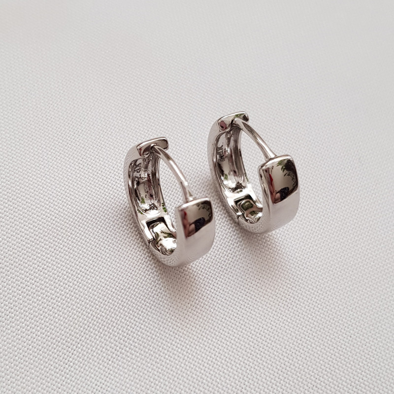 گوشواره زنانه ژوپینگ مدل حلقه ای 3218 گوشواره زنانه ژوپینگ مدل حلقه ای 3218