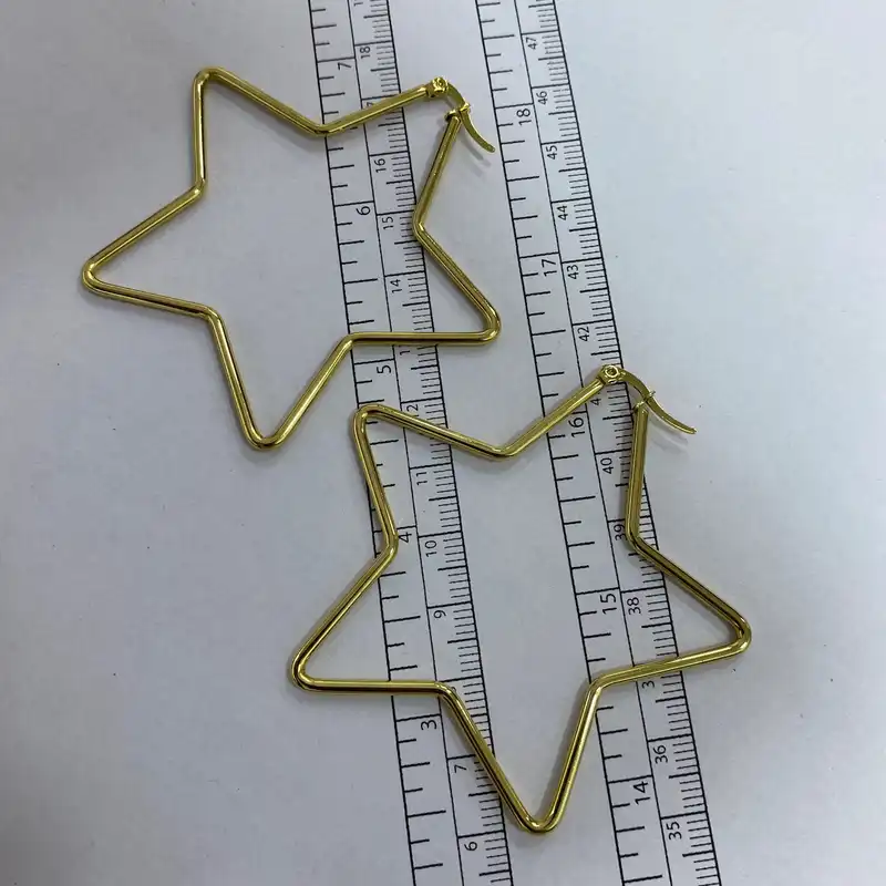 گوشواره زنانه مدل ستاره