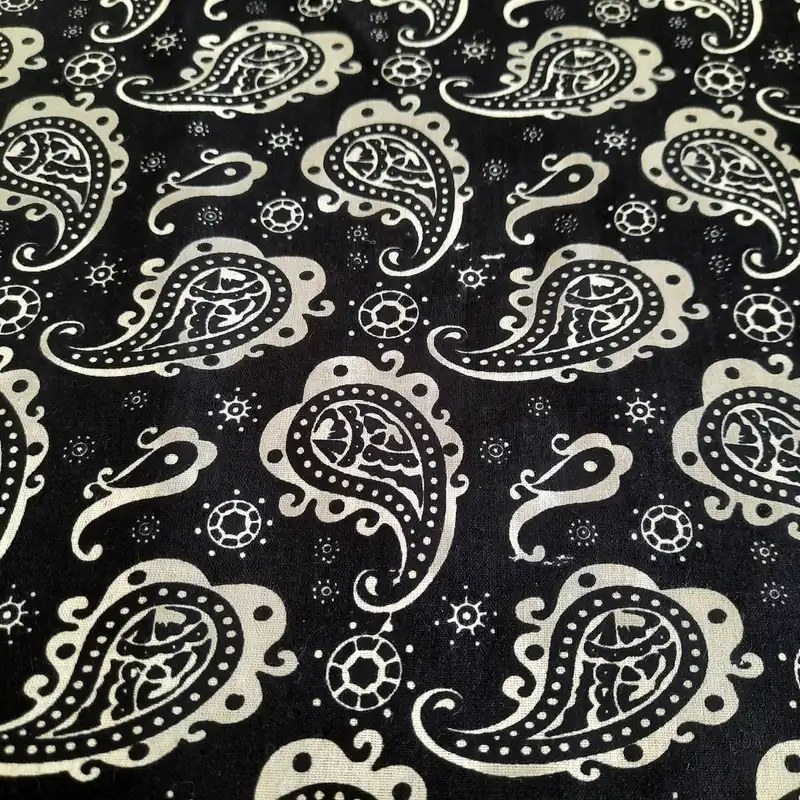 دستمال سر و گردن مدل دورگ طرح بته جقه