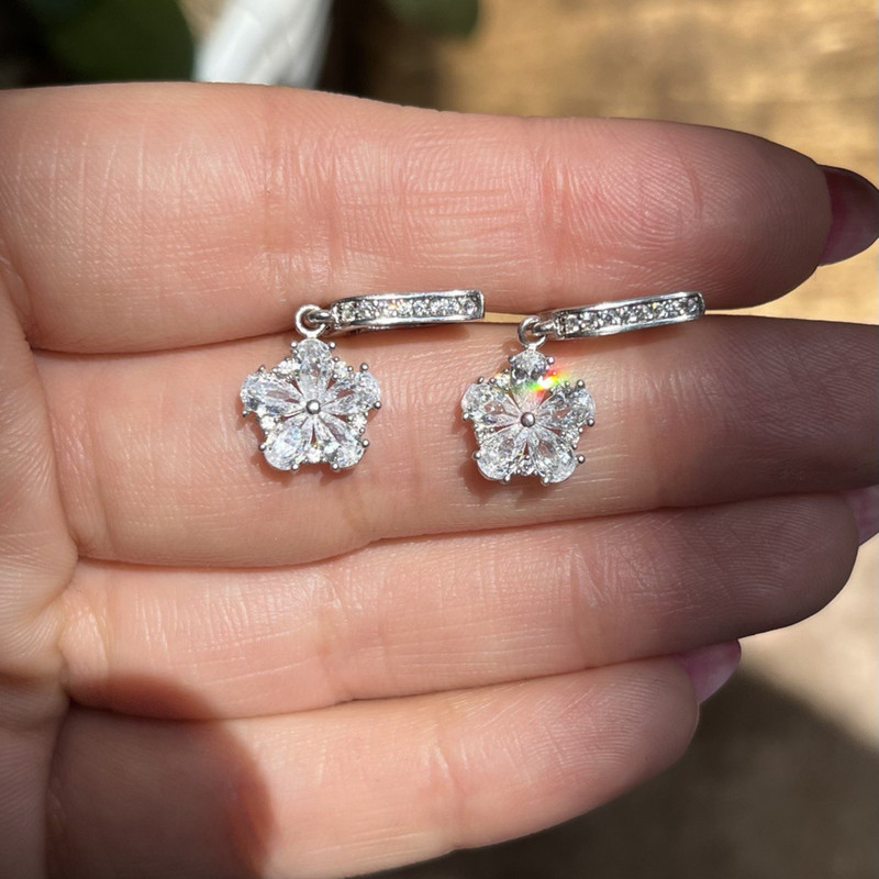 نیم ست نقره زنانه مدل شکوفه کد BARF11